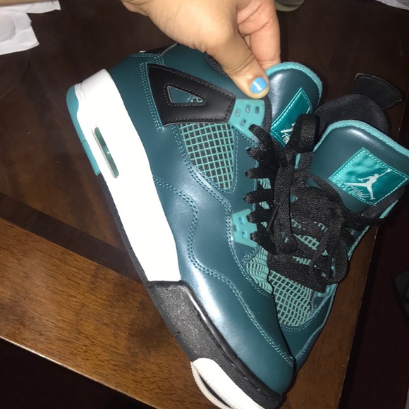 Air Jordan 4 Retro 30th 'Teal - Picture 2 of 3